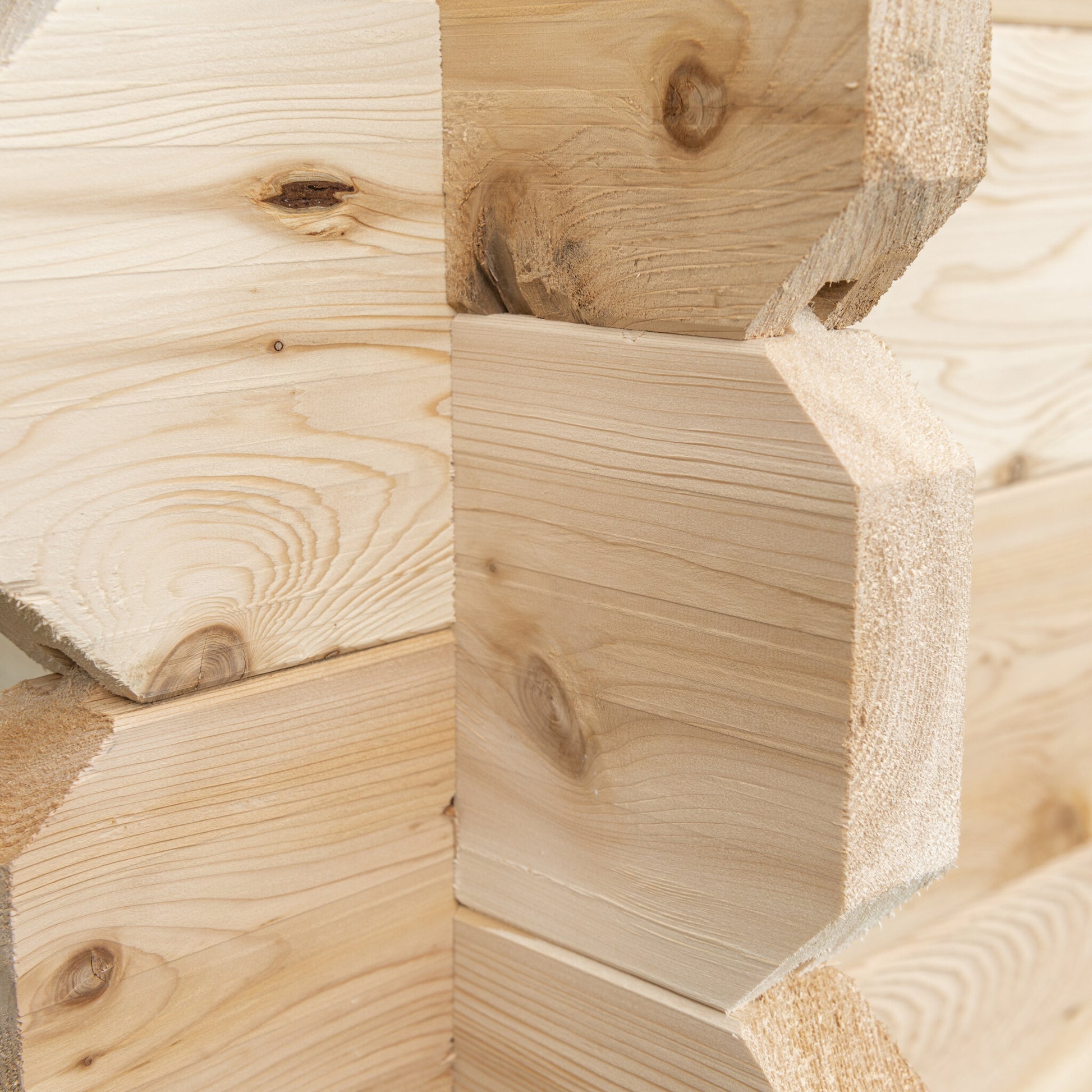 Canadian Timber Georgian 6-person white cedar cabin sauna, corner joint detail