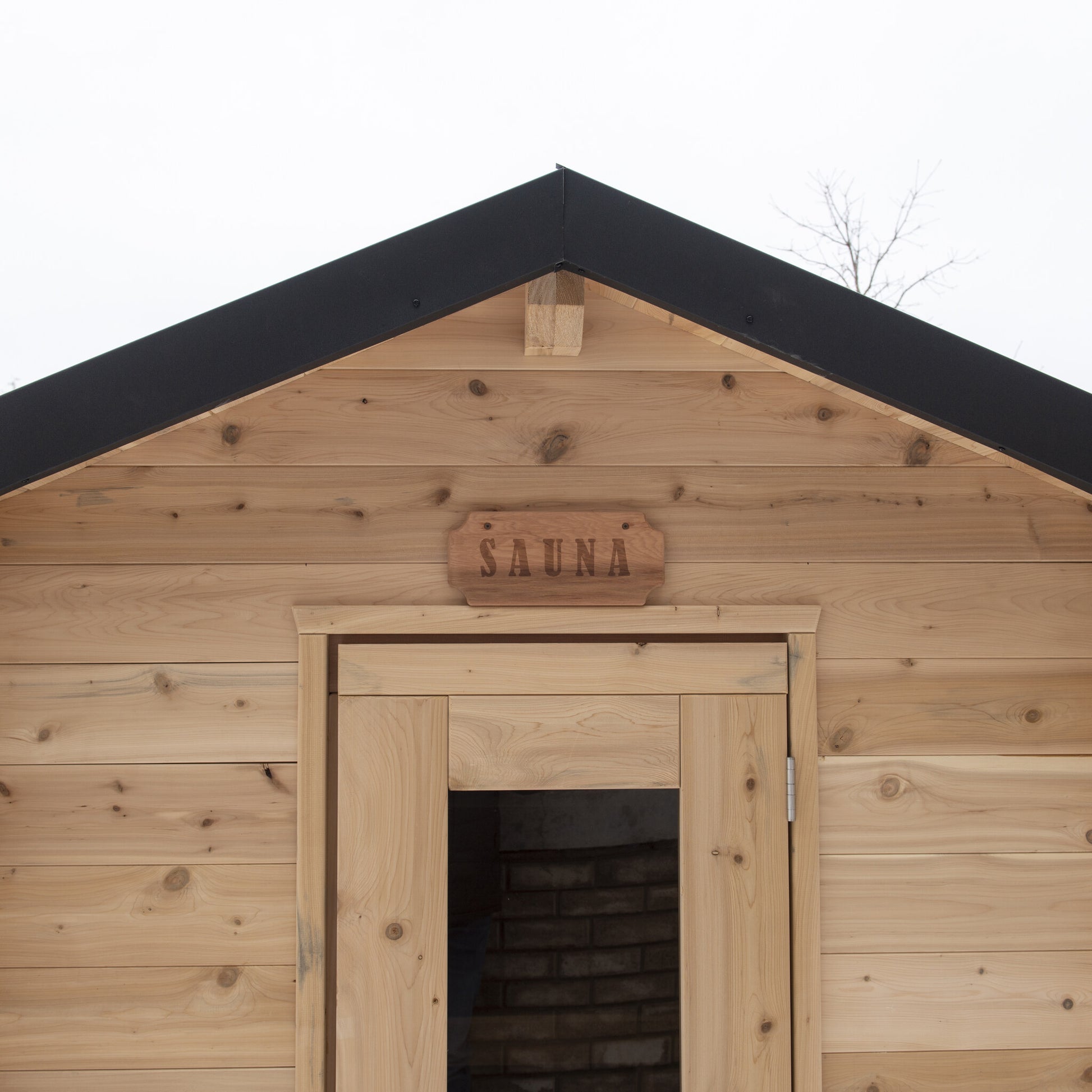 Canadian Timber Granby 3-person white cedar cabin sauna, roof detail